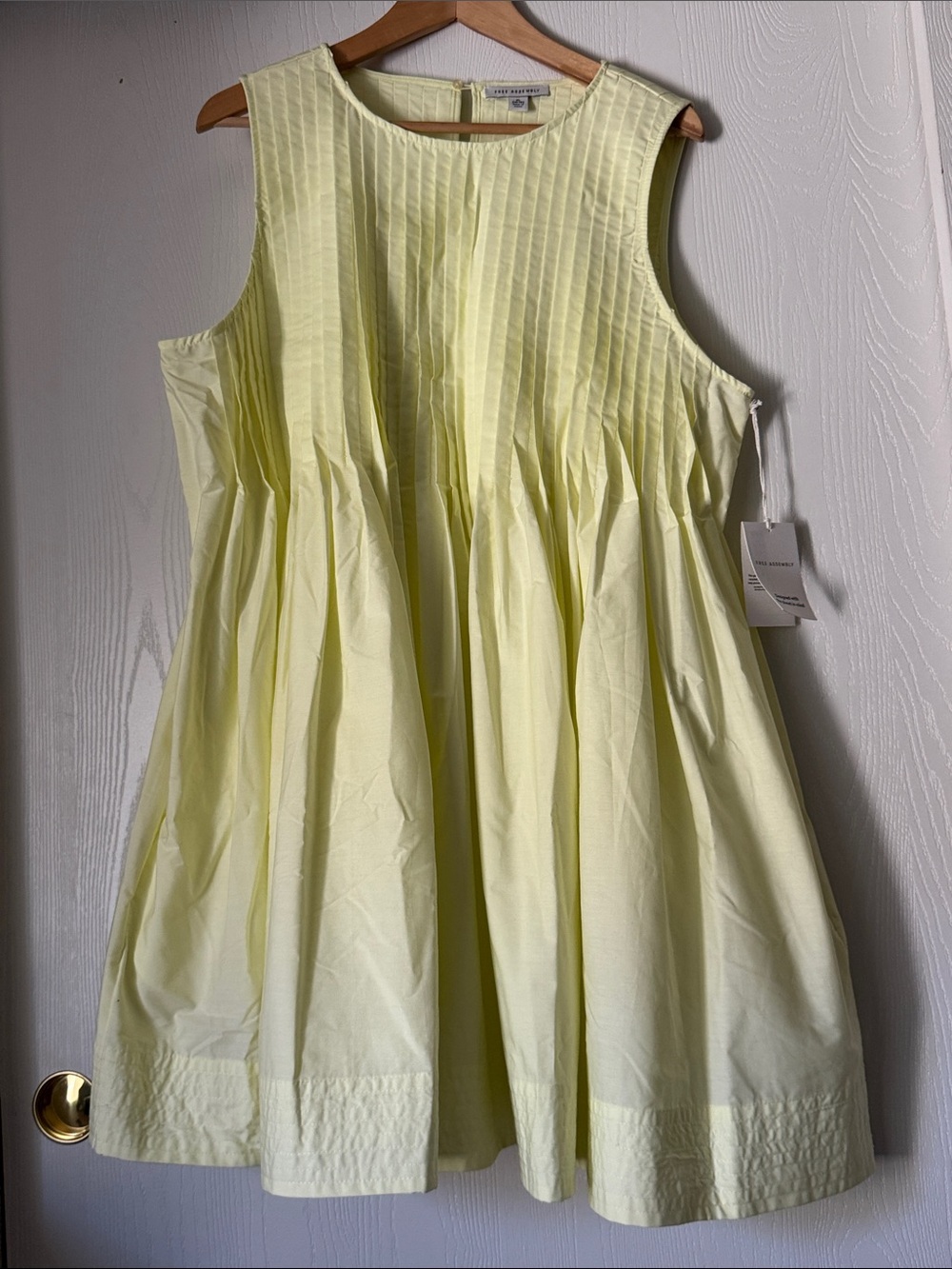 Sleeveless Pintuck Cotton Dress in Pale Yellow